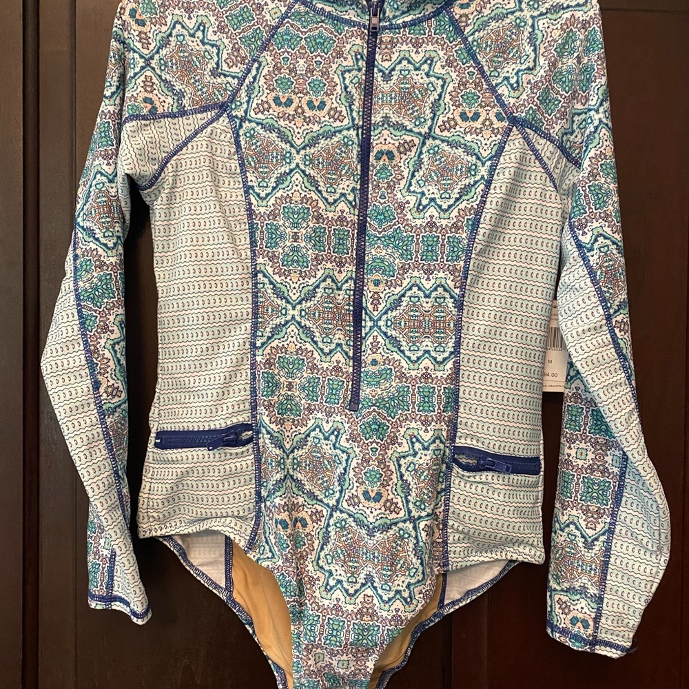 NWT Rash guard swimsuit